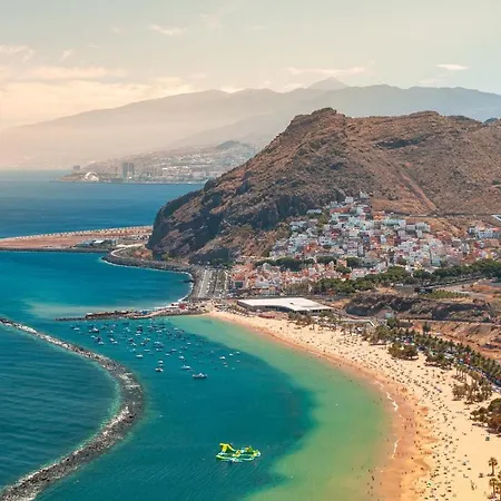 Serene Hideaway In The Heart Of Vibrant Cruz Santa Cruz de Tenerife